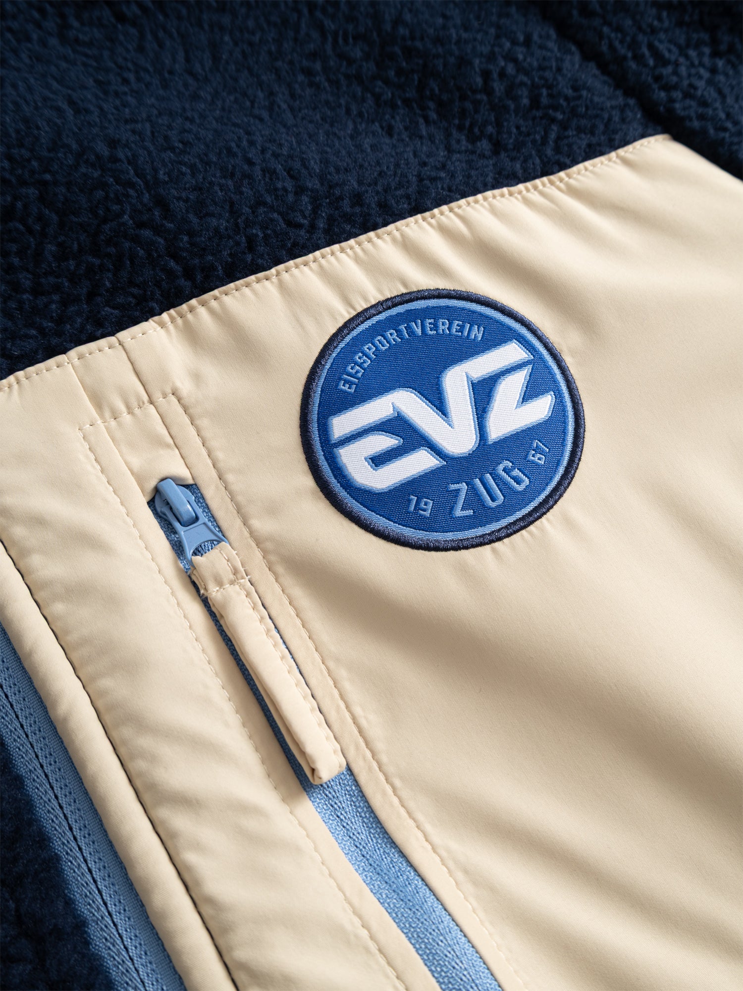 PO52541_EVZ_003